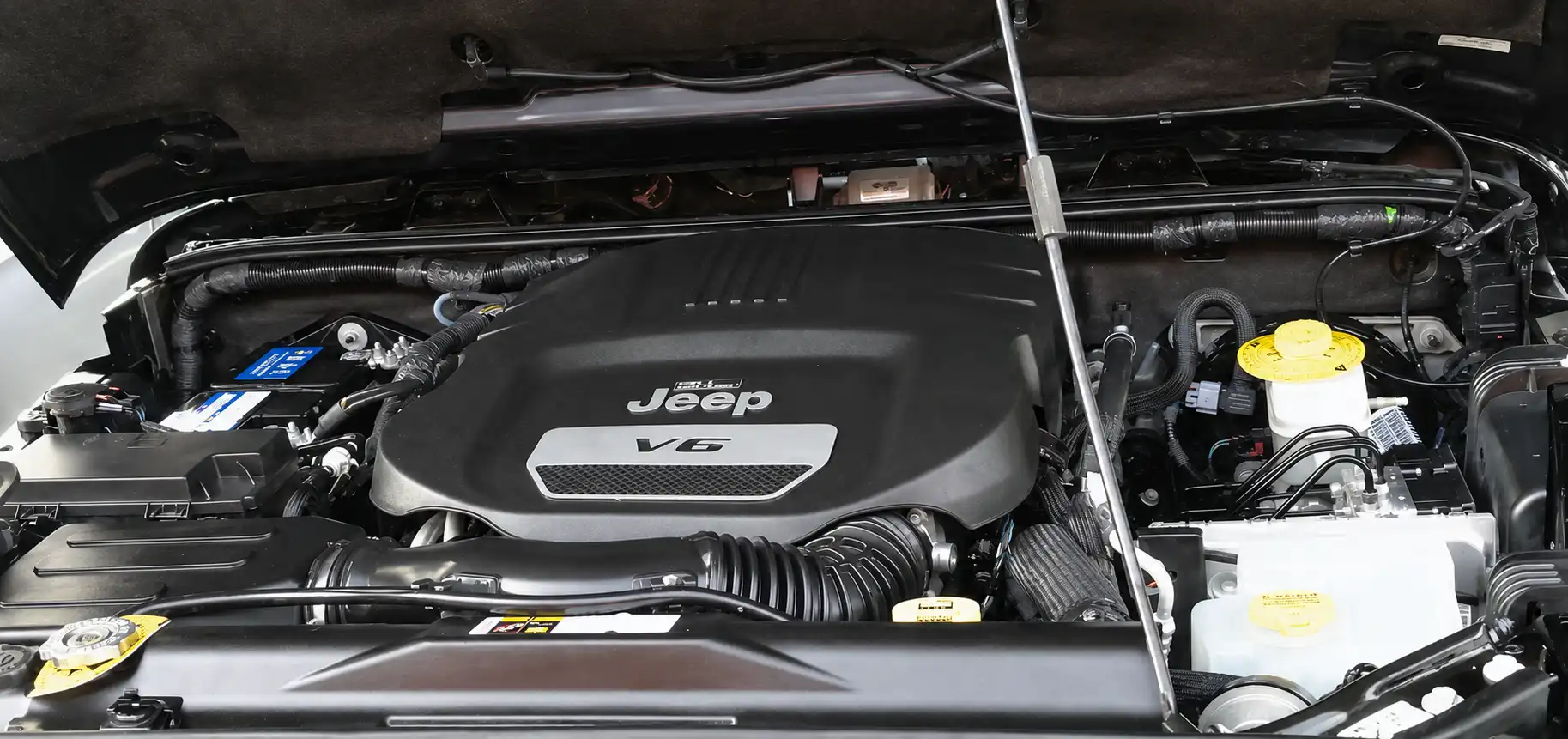 Jeep Wrangler 3.0L Varron Supercharger Kit gallery image 4